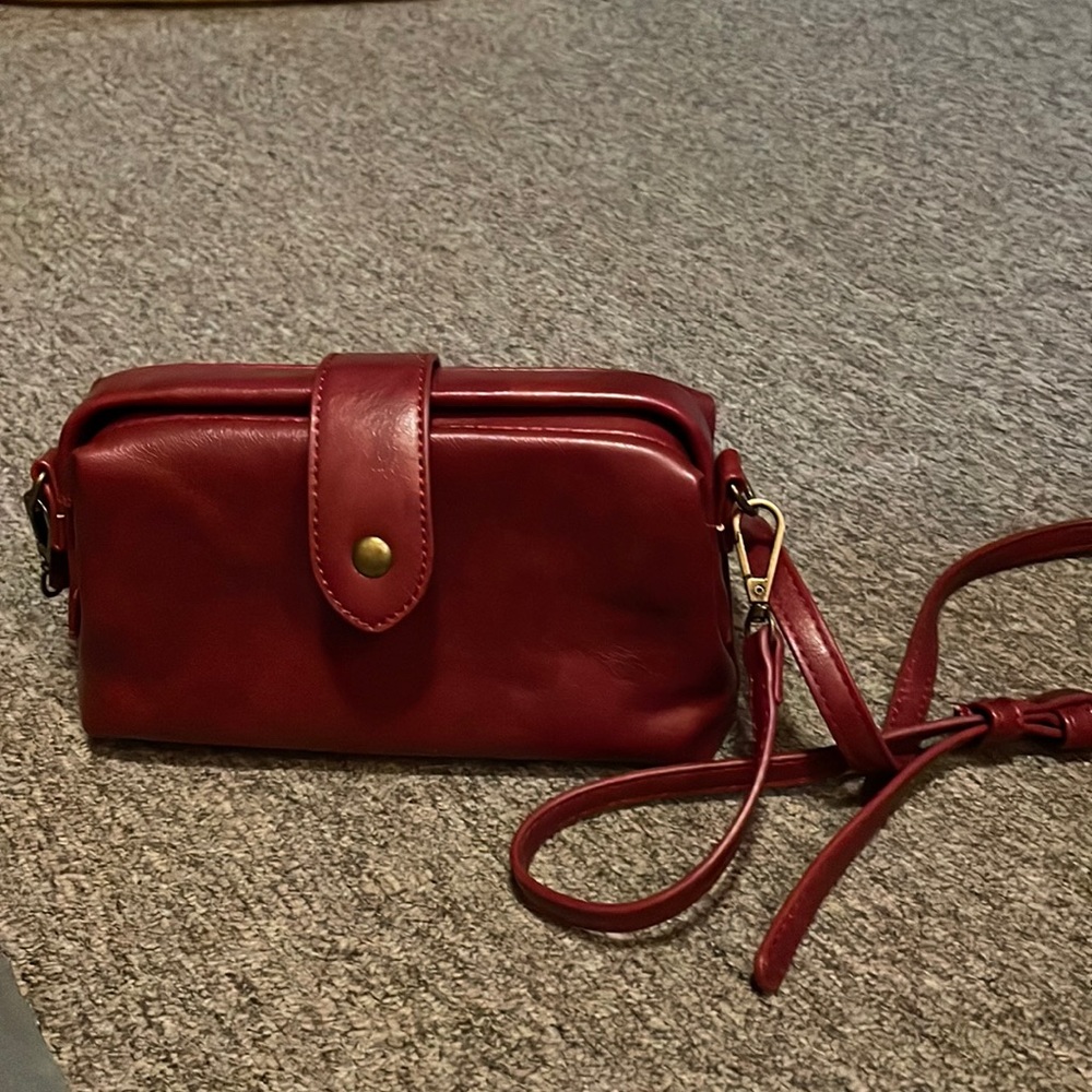 Crossbody bag